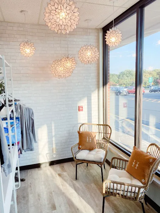 Flow Midwest Yoga and Meditation Picture 1