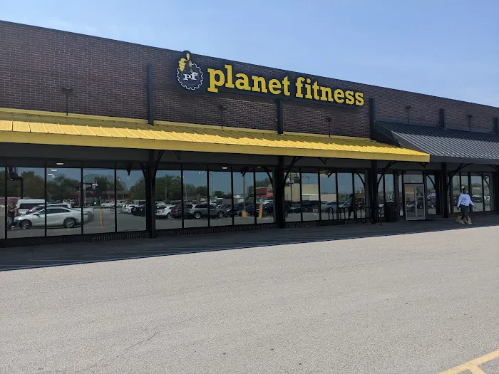Planet Fitness Picture 5