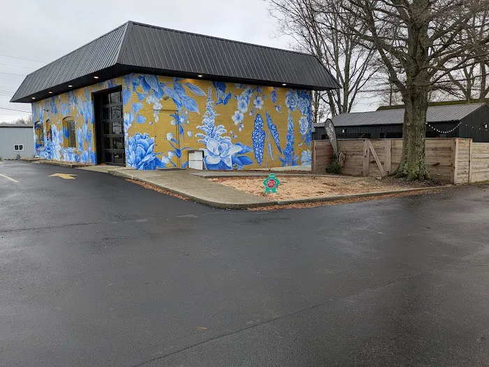 Just Be Yoga Studio Picture 4