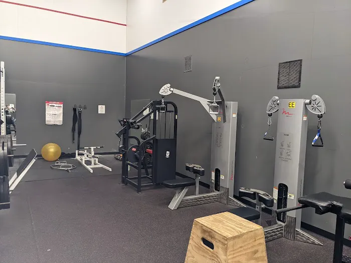 MAC Fitness Center & Golf Range Picture 5