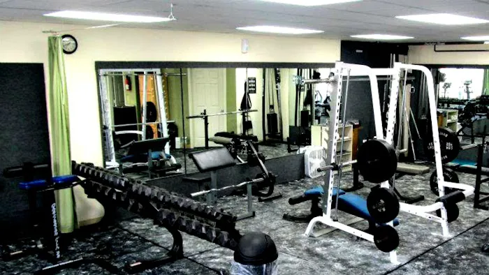 Charleston 24 Hour Gym Picture 5