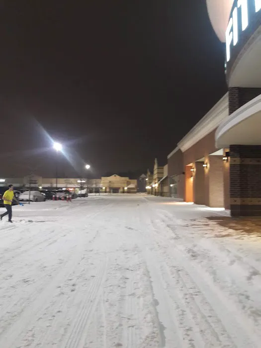 LA Fitness Picture 1