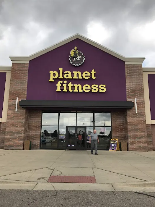 Planet Fitness Picture 2