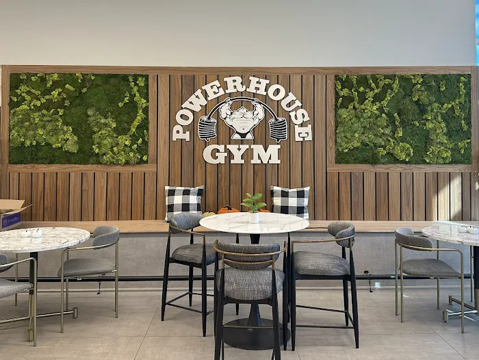Powerhouse Gym Partridge Creek Mall Picture 10