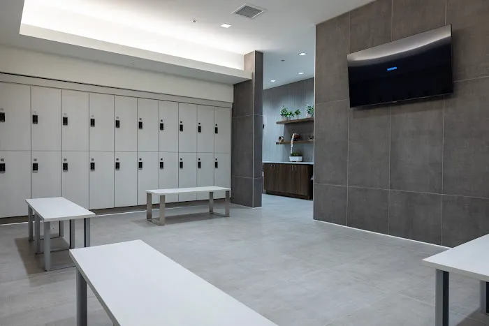 Powerhouse Gym Partridge Creek Mall Picture 9