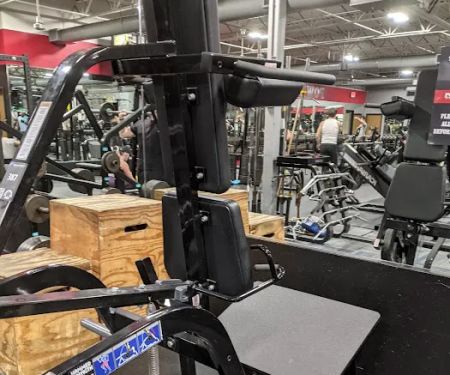 Powerhouse Gym Clinton Township 24/7