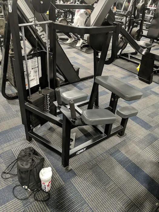 Powerhouse Gym Clinton Township 24/7 Picture 8