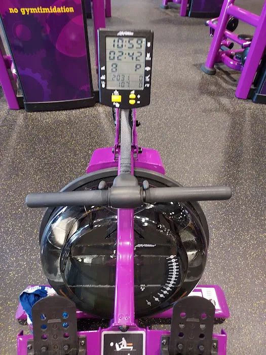 Planet Fitness Picture 5