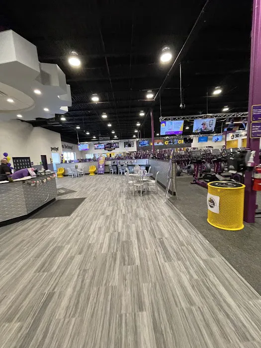 Planet Fitness Picture 6