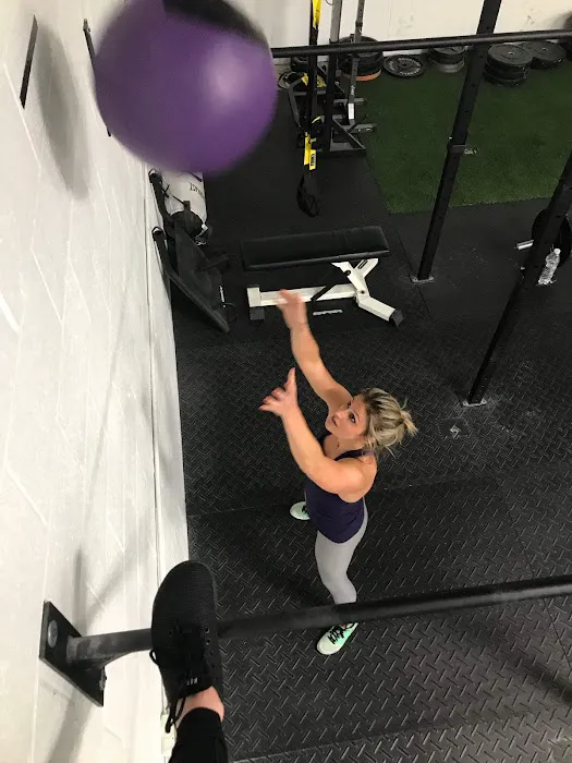 Rebel Strength and Fitness Picture 3