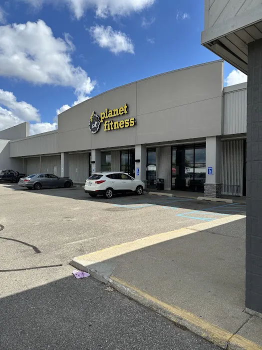 Planet Fitness Picture 3