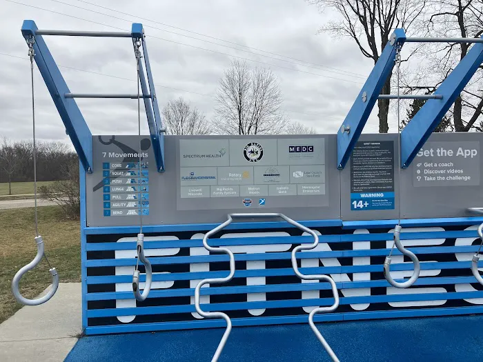 Fitness Court at Rotary Park Picture 2