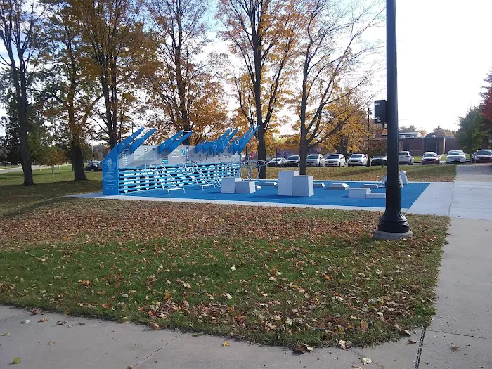 Fitness Court at Rotary Park Picture 4