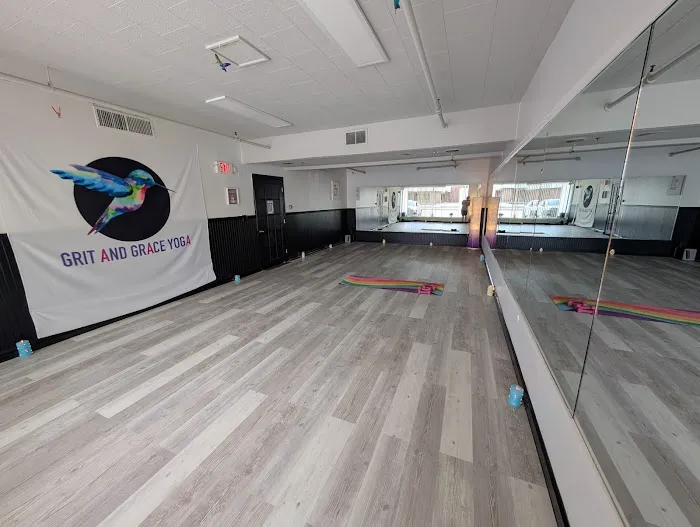 Grit and Grace Yoga Picture 1