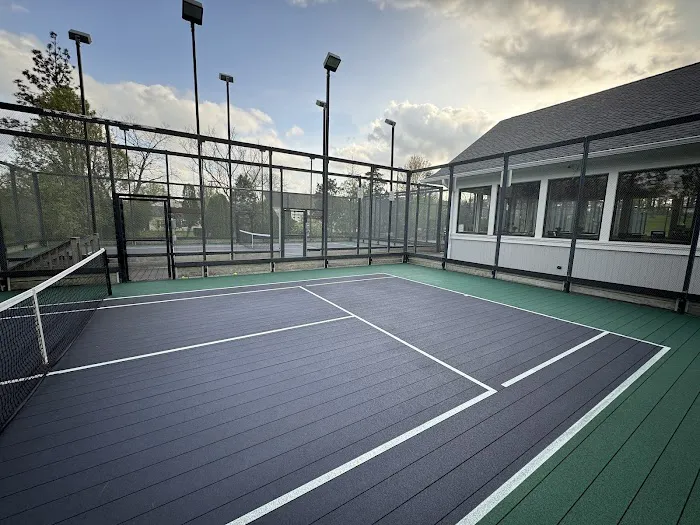 KLM Paddle Hut Picture 2