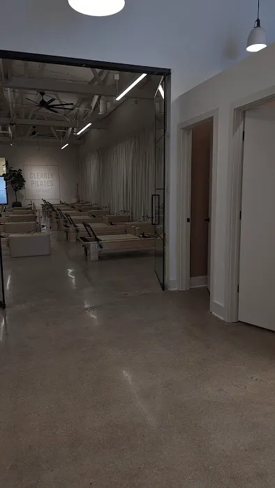 CLEARLY Reformer Pilates Picture 7