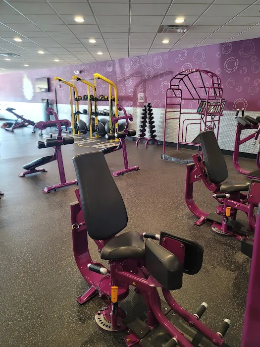 Planet Fitness Picture 6