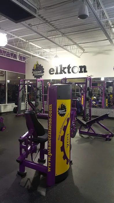 Planet Fitness Picture 2