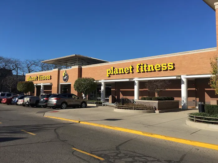 Planet Fitness Picture 8
