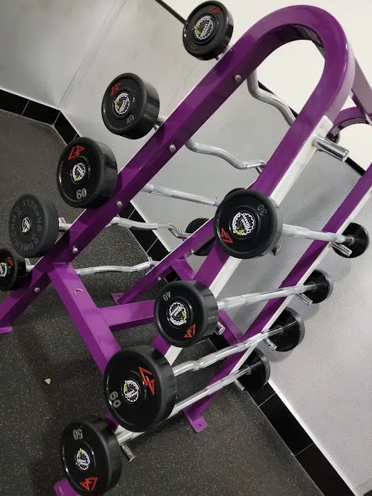 Planet Fitness Picture 7