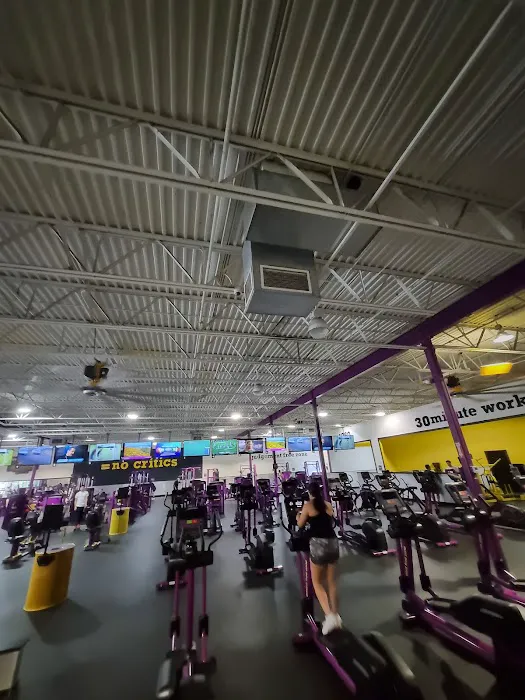 Planet Fitness Picture 1