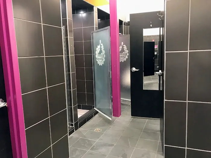 Planet Fitness Picture 5