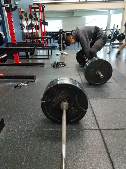 UIC Sports & Fitness Center Picture 10