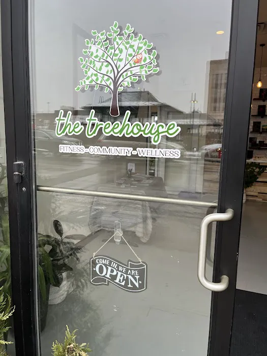 the treehouse 🌳 Picture 9