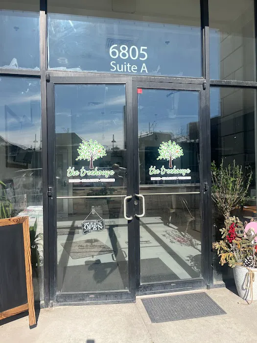 the treehouse 🌳 Picture 1