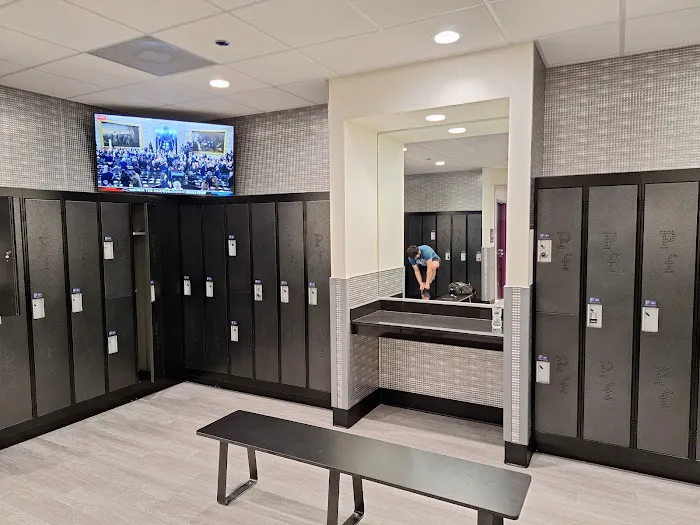 Planet Fitness Picture 3