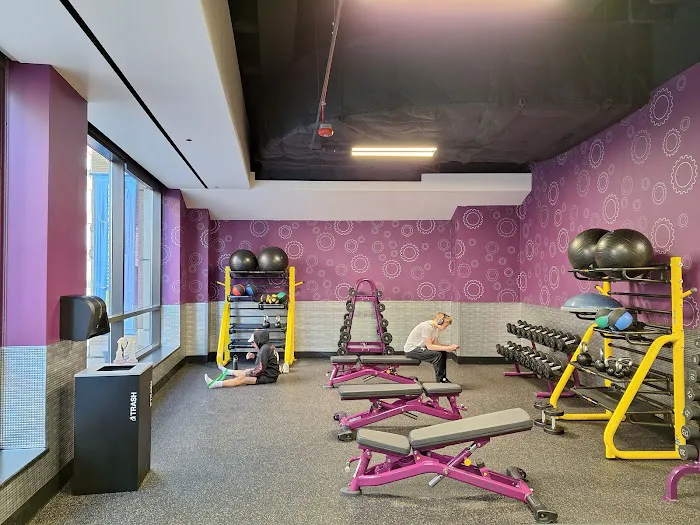 Planet Fitness Picture 6