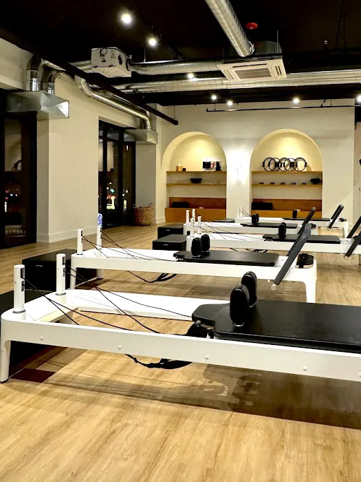 Pilates House Lemont Picture 1