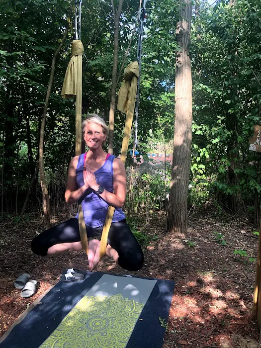 Lotus Moon Aerial Yoga Picture 4