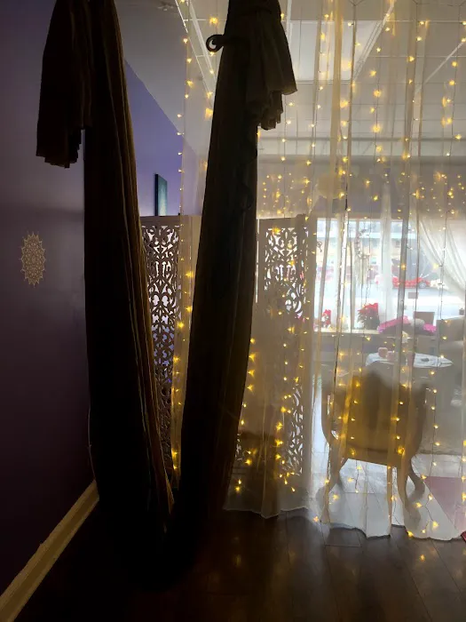 Lotus Moon Aerial Yoga Picture 8