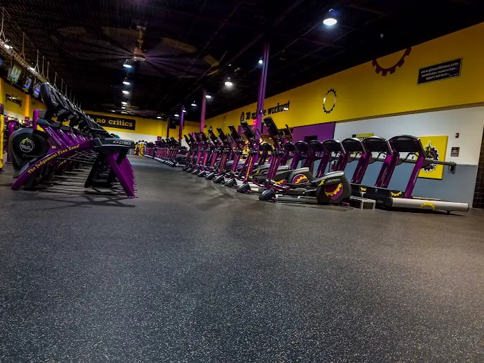 Planet Fitness Picture 2
