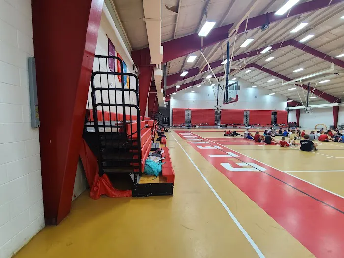 GIS Fieldhouse Picture 2