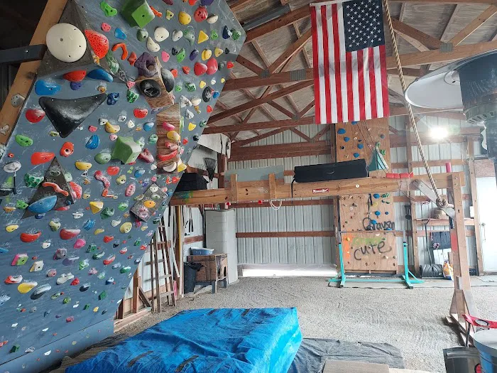 18:2 Rock Climbing Wall Picture 3