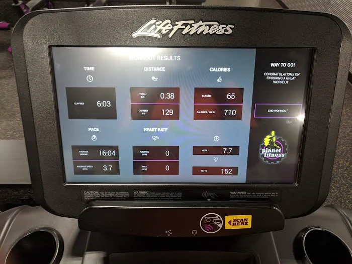 Planet Fitness Picture 6