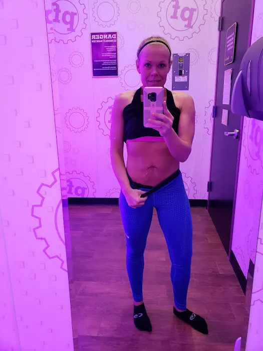 Planet Fitness Picture 9