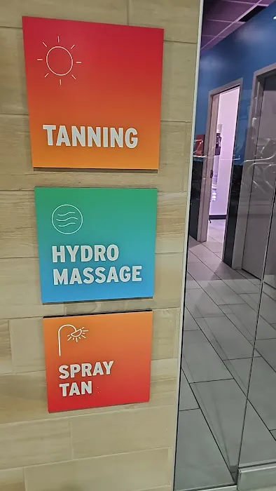 Crunch Fitness - Clinton Township Picture 5