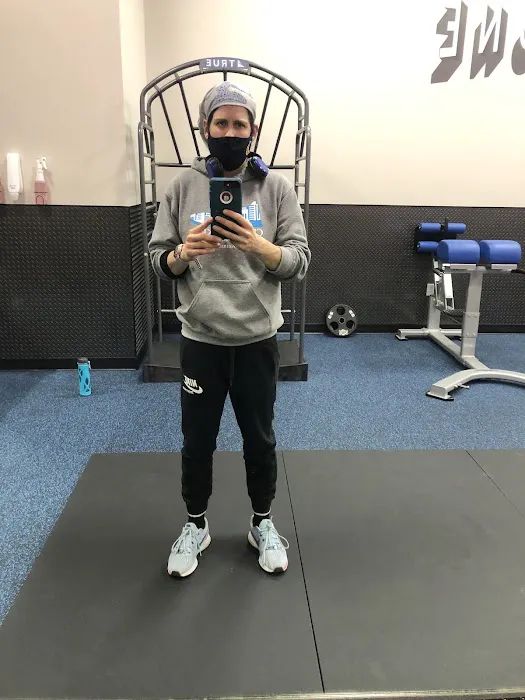 Crunch Fitness - Clinton Township Picture 6