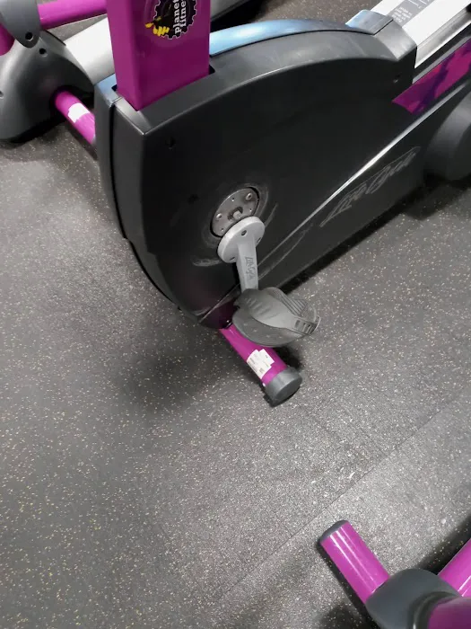 Planet Fitness Picture 7