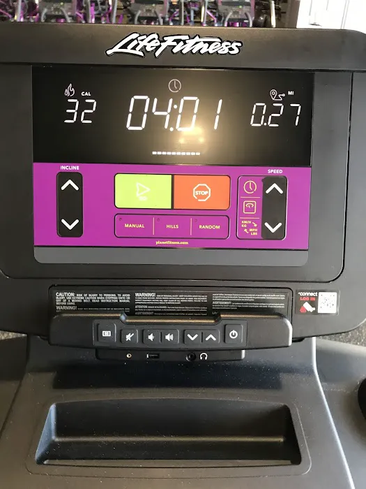 Planet Fitness Picture 8