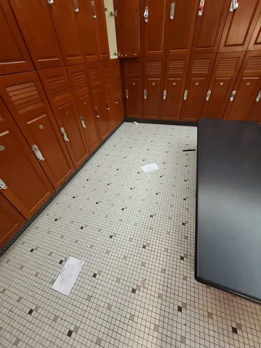 LA Fitness Picture 4