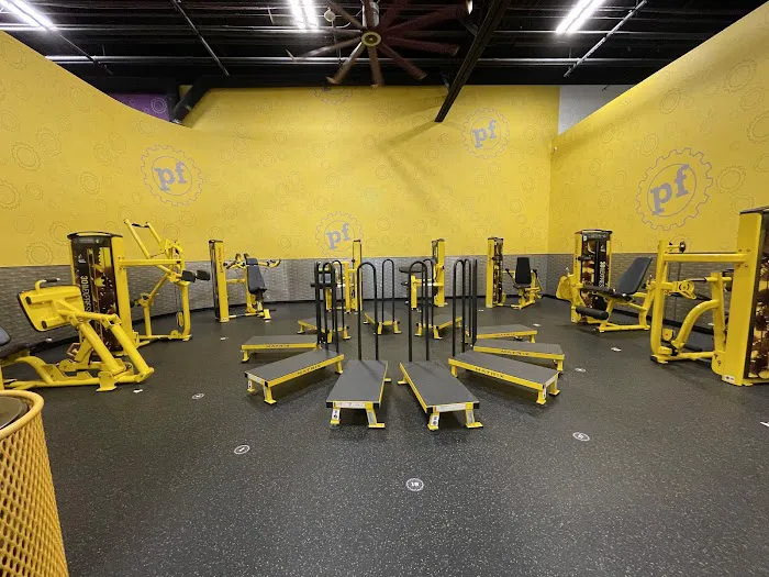 Planet Fitness Picture 5