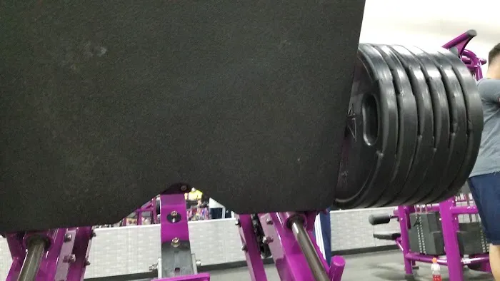 Planet Fitness Picture 9
