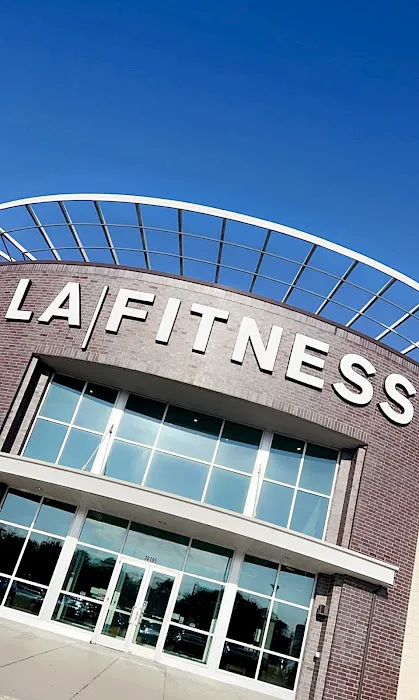 LA Fitness Picture 4