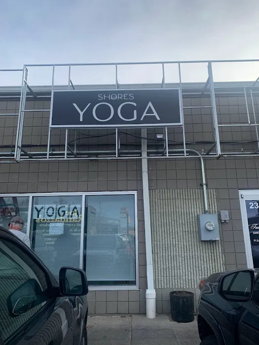 Shores Yoga Picture 2