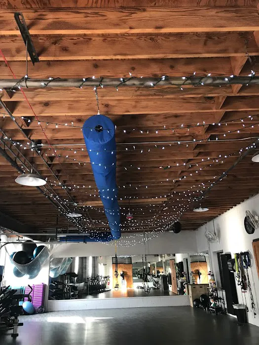 Elite Fitness And Gym Picture 5