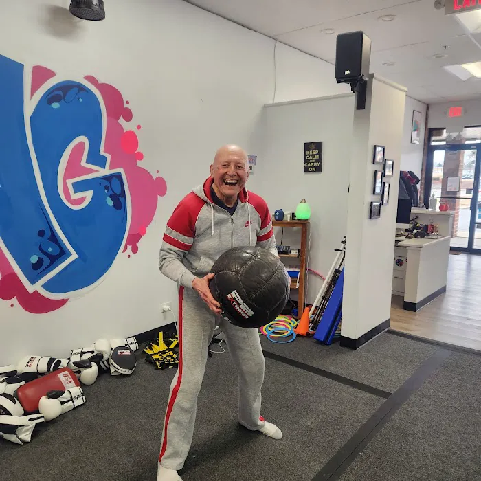 Hustle Fitness Willowbrook Picture 7